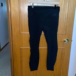 Nike Women’s Ladder Legging